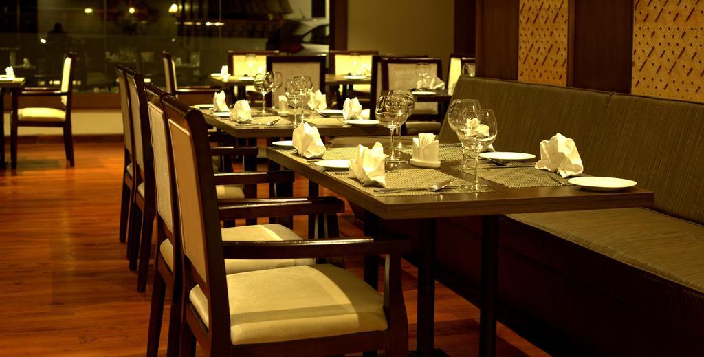 Ariya Hotel Тхимпху Экстерьер фото