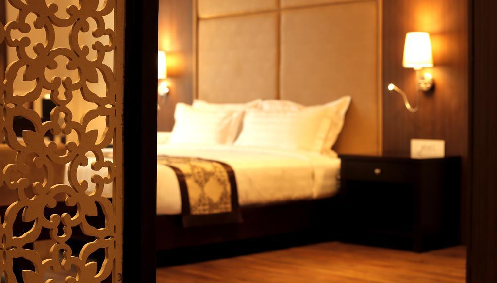 Ariya Hotel Тхимпху Экстерьер фото